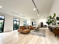 Grove Drive (D10), Detached #550088051